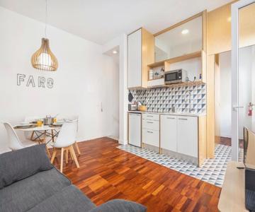 Rg Downtown Duplex
