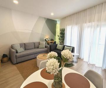 Carmo House