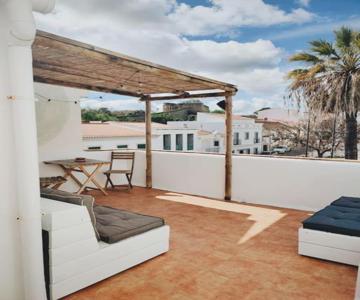 Semi-detached house in the historic center - Lagos
