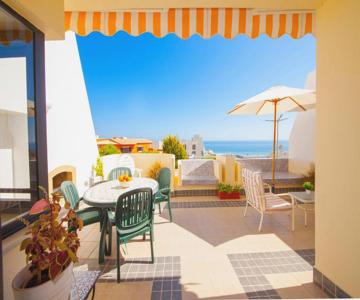 Magnolia Sea View Apartment