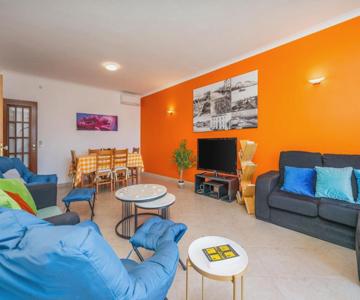 Two Bedroom Apartment - 110m2, AC, Terrace, Wi-Fi