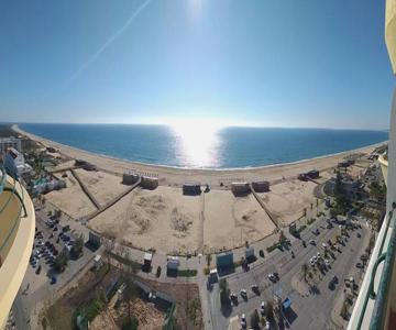 Monte Gordo Beach Sky Flat