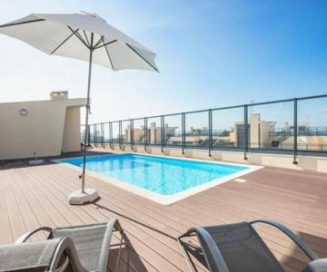 ★ Oceanfront: Luxury Breathtaking Views And Pool ★