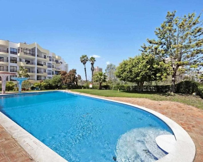 Apartamentos Torre da Rocha frente ao mar