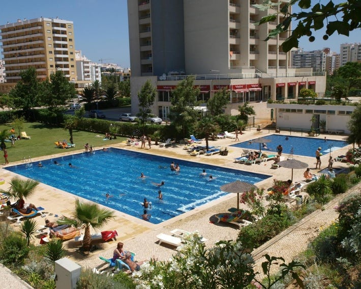 Apartamentos Jardins da Rocha