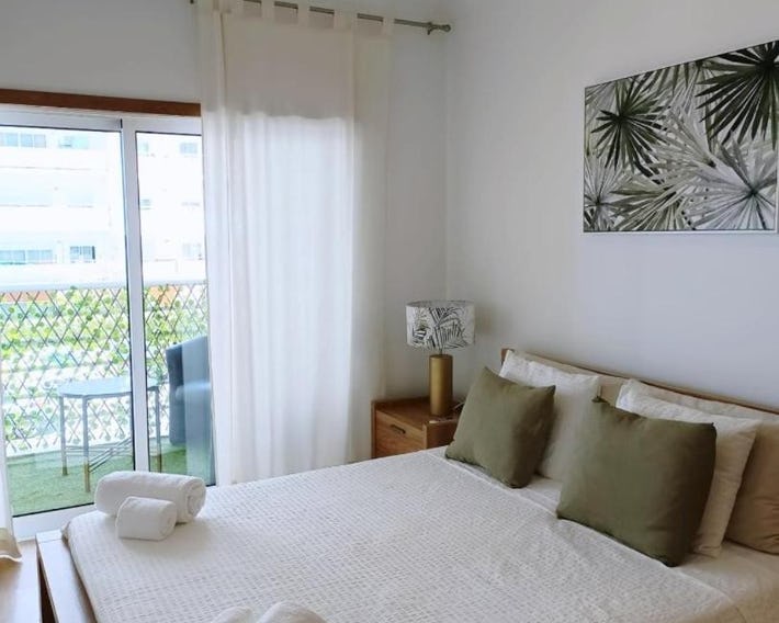 Riviera Flat