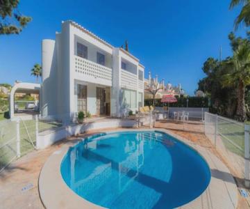 Villa Mexicana Views Lush Fairway Pinhal Golf