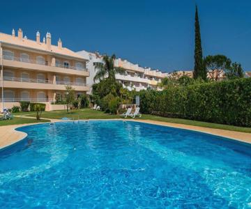 VILAMOURA Two Bedroom Near Praia Falésia