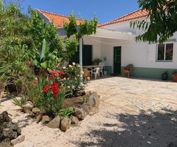 Casa Fagundes Com 3 Quartos