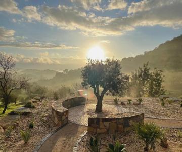 Casa Olivia - Charming renovated farmhouse with panoramic views