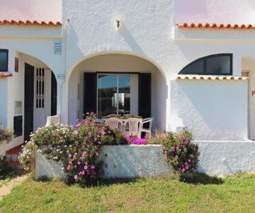 Charming Villa by SAPvillas