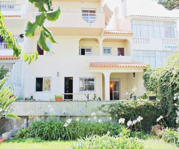 Villa do Sol Carcavelos Beach House