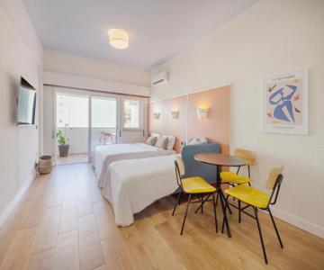 Amarelo Studio by Olala Homes