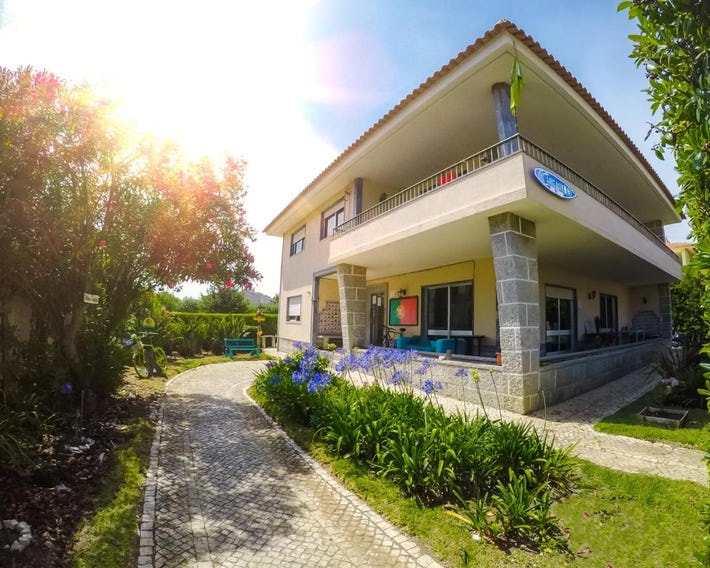 Carcavelos Surf Hostel
