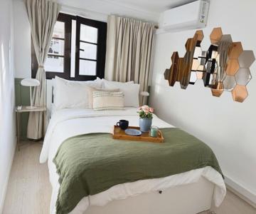 Heart of Cascais Cozy 2BR Steps from Beach