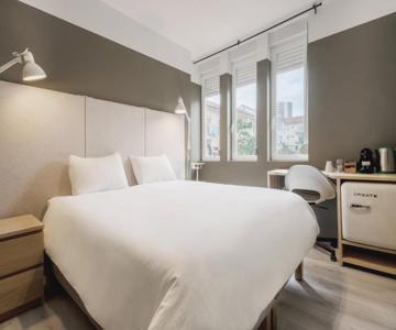 Rainbow Suites By Olala Homes