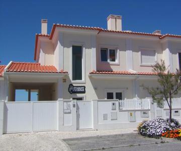 B&B Art House
