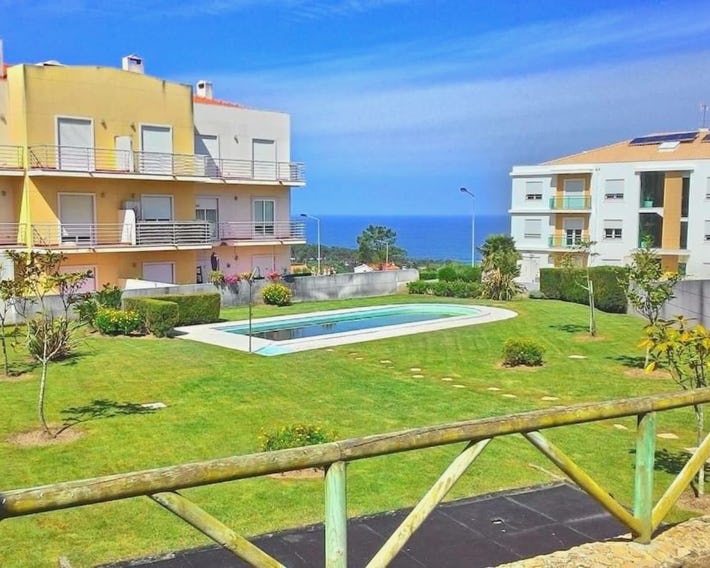 Apartamento com piscina