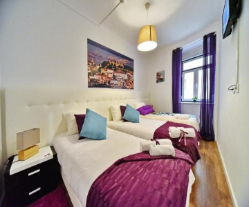 Train Lisbon Hostel