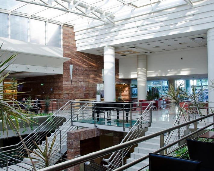VIP Executive Entrecampos Hotel & Conference