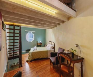 Unique stylish house in beautiful Graça