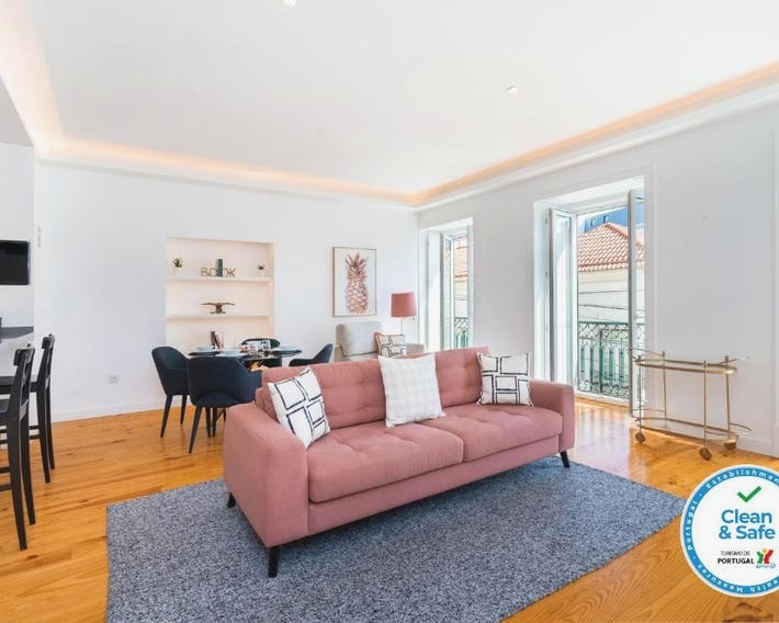 LXLUXHOME - Combro Luxury Apartment
