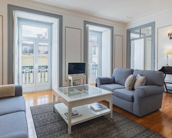 Classic & Super Central Apartment by LovelyStay