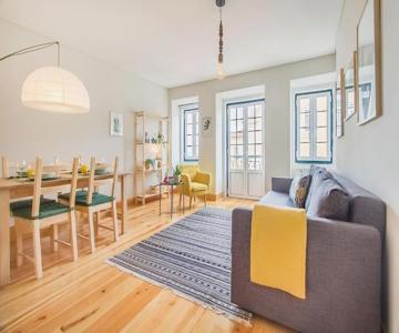 Green Apartment at Santos