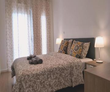 Lisbon Apartment -Free Parking