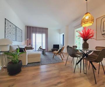 Luxury Apartment with Parking and near Metro