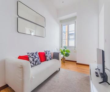 LX Urban Living, 2BR Apartment