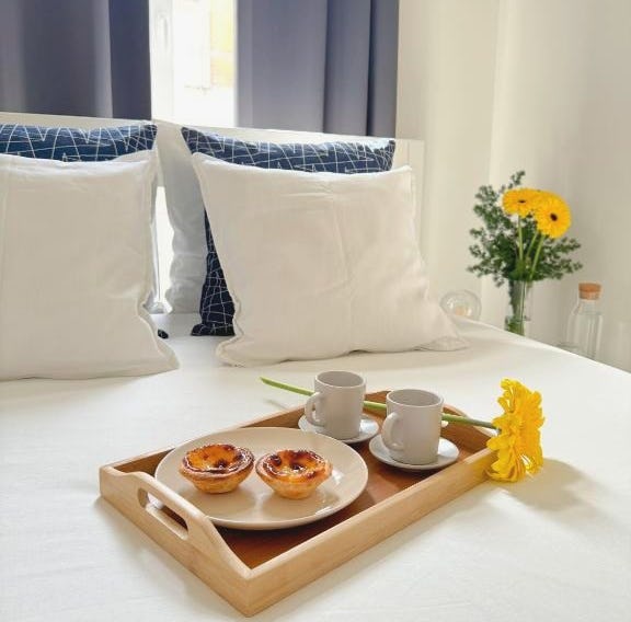 Private Room in a Historic Lisbon Building on Rua Augusta