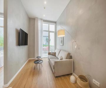 Lisbon Oriente Apartments by Olala Homes