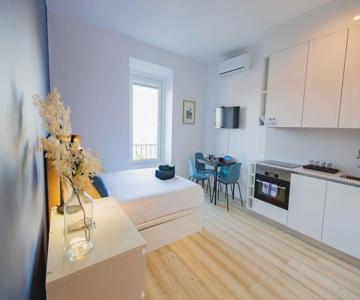 Central Lisbon Stylish Apartment