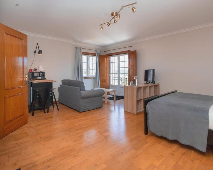 Galo Preto - Sintra Guesthouse