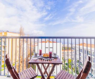 Lulina Two Bedroom By Alma Holiday Rentals