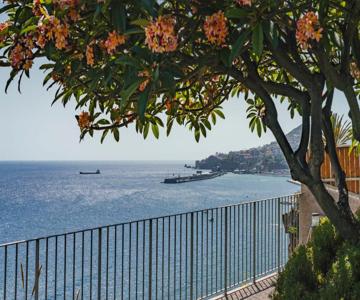 Lazareto Mar By An Island Apart