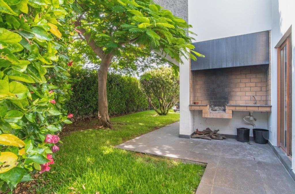 Star Villa With Private Heated Pool In Funchal