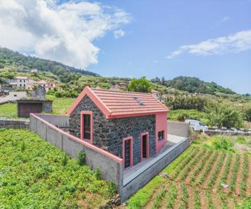Mountain Retreat by Homie