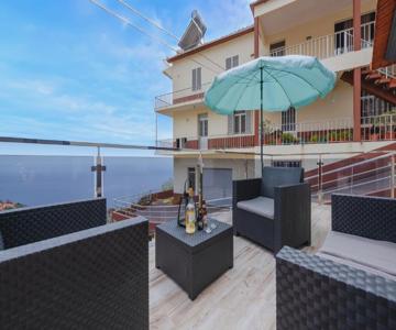 Carmelita House 1