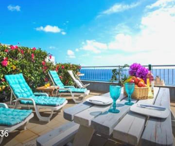 TRIPLEX TERRASSE VUE EXCLUSIVE SUR L OCEAN ,WIFI