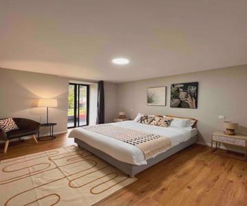 Roots Guesthouse- B
