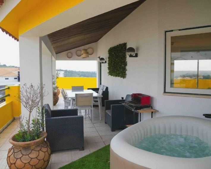 Lake View House _ Montargil