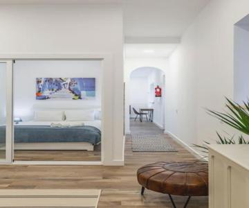 Bright apartment with garden