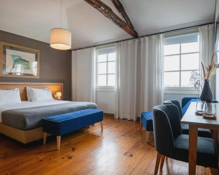 Santa Catarina FLH Suites
