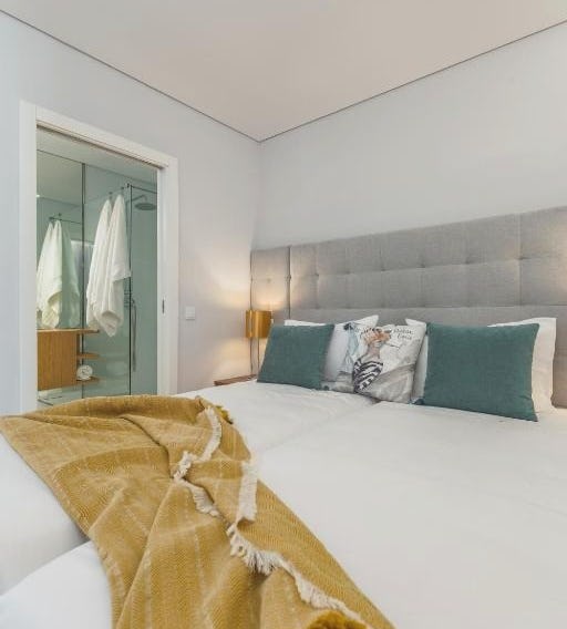 Urban Oasis Six Suites Apts Porto