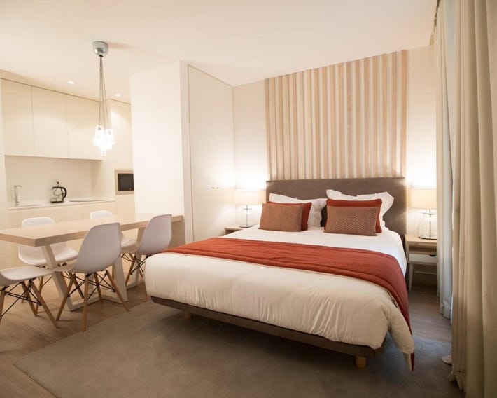 Almada Wine House - Tourism Apartments