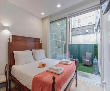 Cozy Studio w/ Patio by LovelyStay