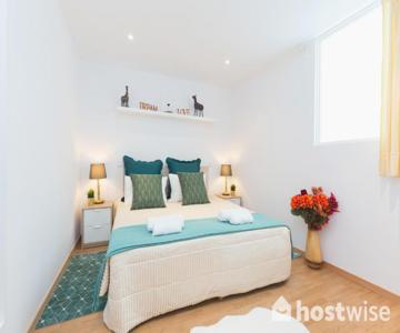 Host Wise - Colorful Fresh Flats - Batalha