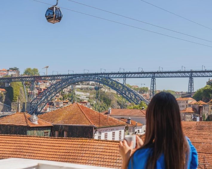 Porto Views & Wines by Porto City Hosts